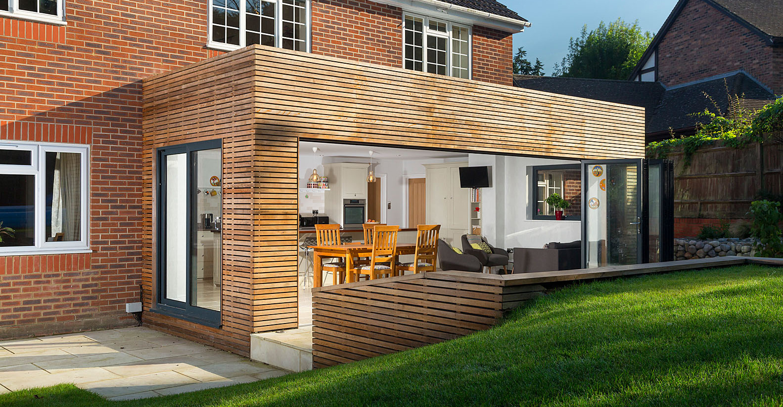 Baldock Road reimagines a detached family home in Wadhurst through the addition of a contemporary rear extension designed to create a brighter and more connected living environment.