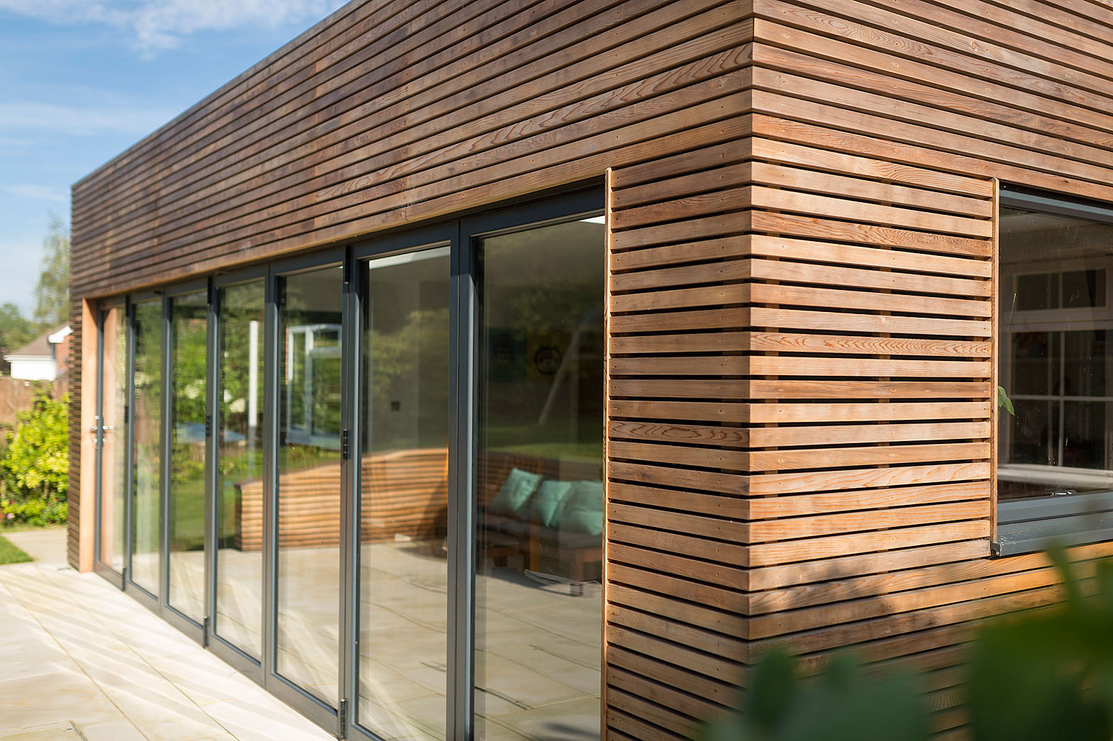 Baldock Road reimagines a detached family home in Wadhurst through the addition of a contemporary rear extension designed to create a brighter and more connected living environment.